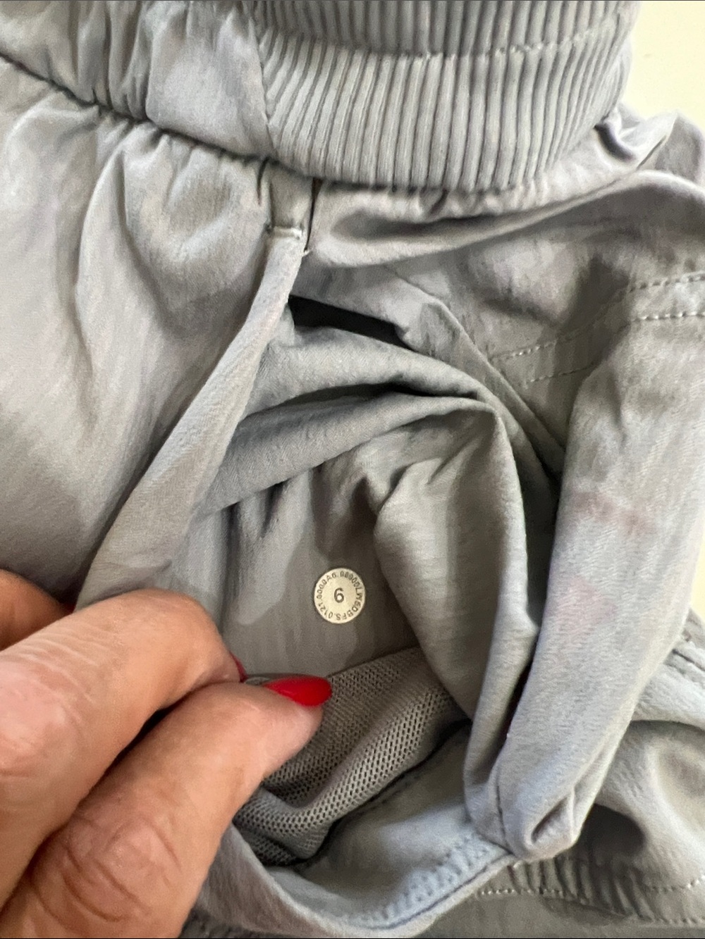Lululemon - Picture 8 of 13